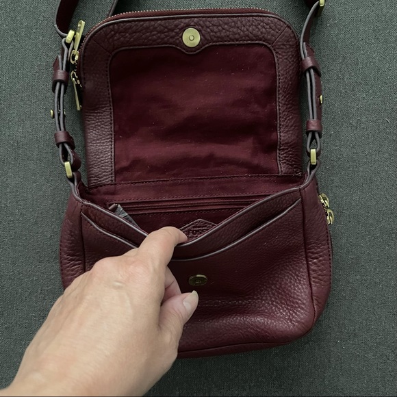 Fossil: Authentic leather wine expandable handbag with multi-compartments - Picture 2 of 14